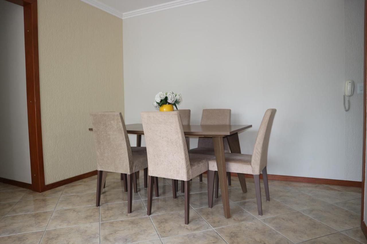 Amplo Apto De 3 Quartos Prox. A De Sc Apartamento